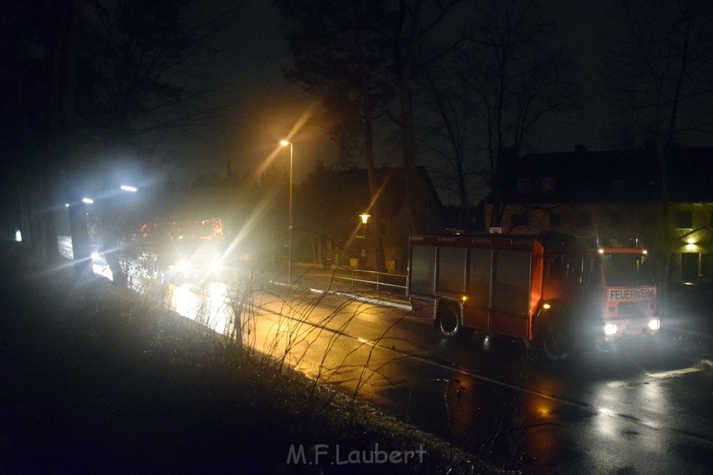 Container LKW umgestuerzt Koeln Brueck Bruecker- Dellbruecker Mauspfad P370.JPG - Miklos Laubert